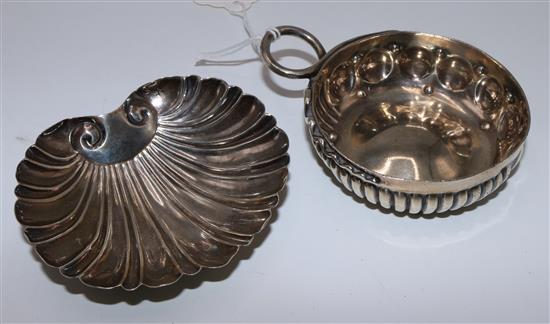 Shell dish & porringer